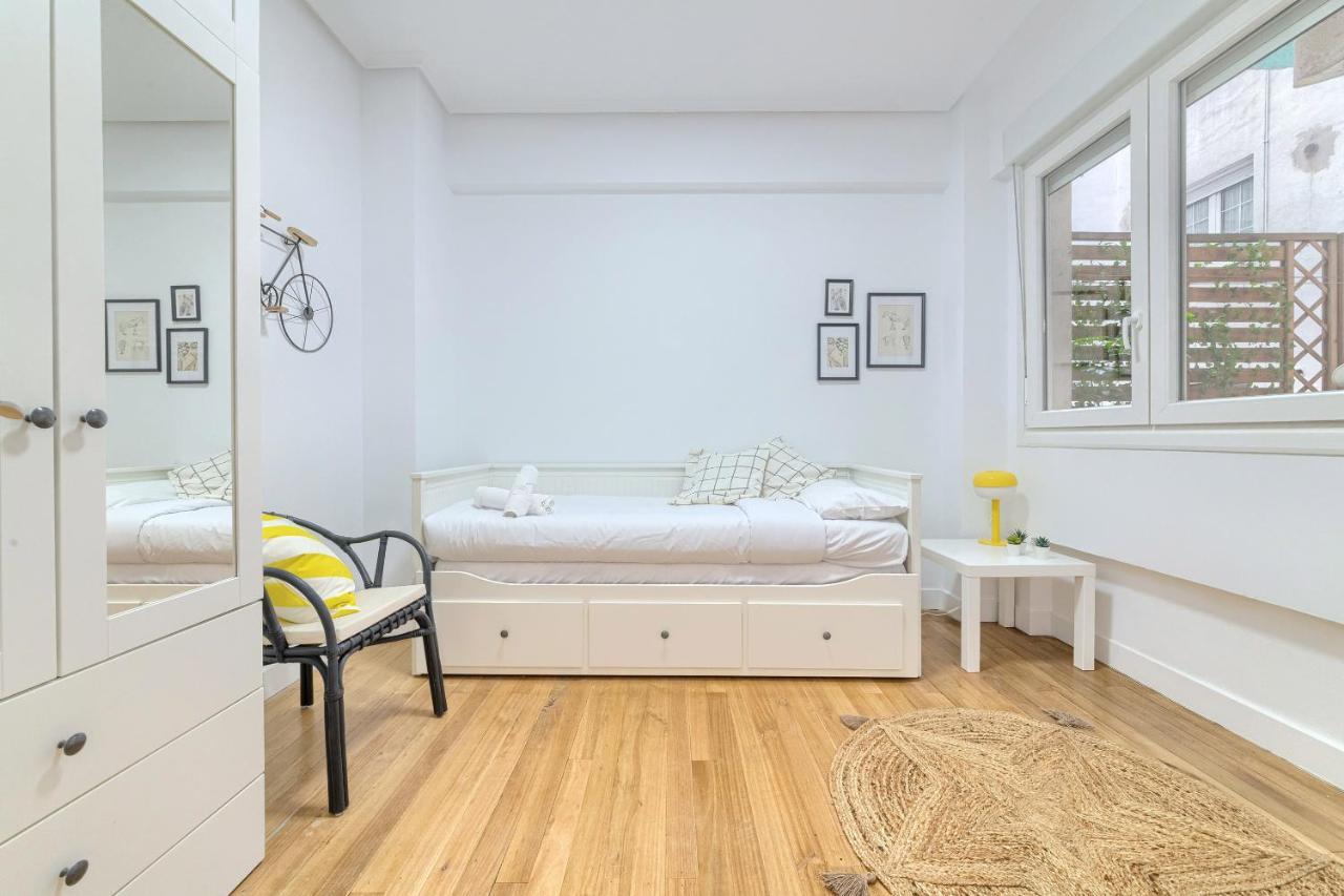 Iturribide Hogar Moderno Junto Al Metro Apartment Bilbao Bagian luar foto