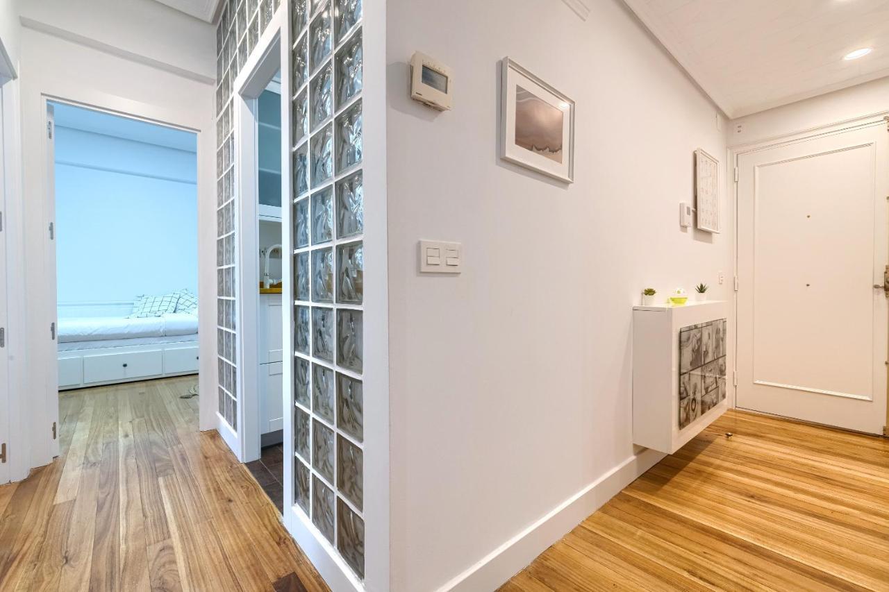 Iturribide Hogar Moderno Junto Al Metro Apartment Bilbao Bagian luar foto
