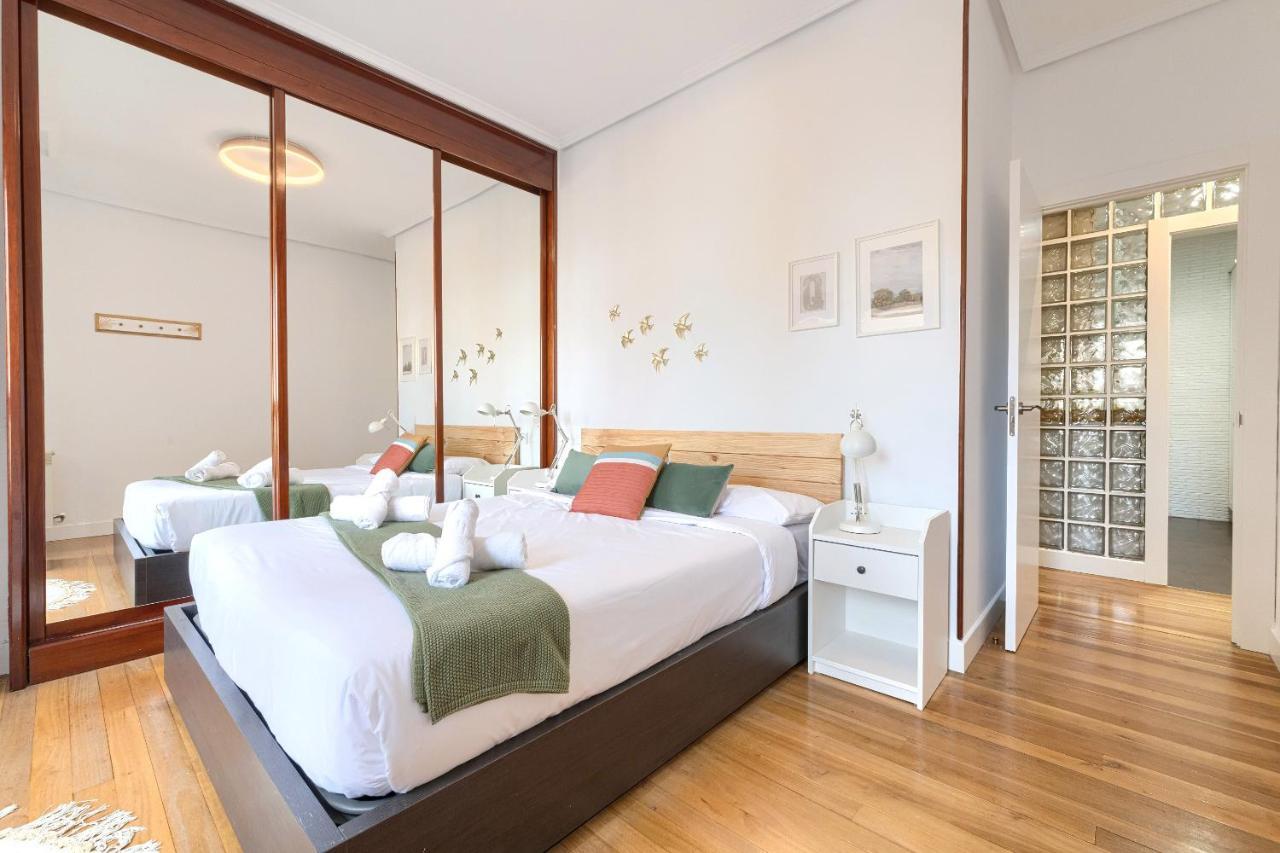 Iturribide Hogar Moderno Junto Al Metro Apartment Bilbao Bagian luar foto
