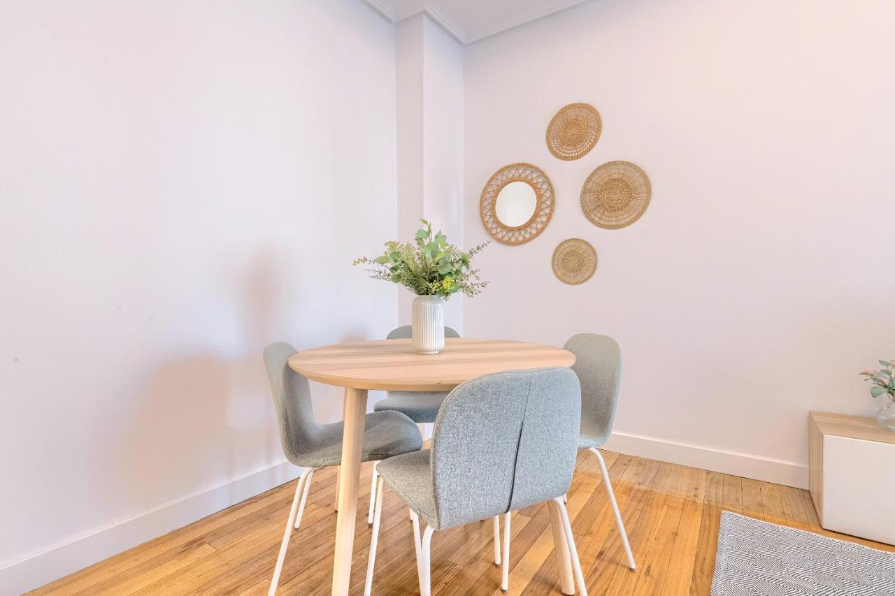 Iturribide Hogar Moderno Junto Al Metro Apartment Bilbao Bagian luar foto